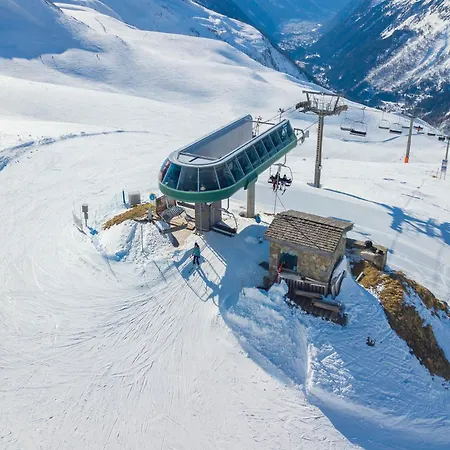 Grand Roc A216 From Slopes 150m, Mont-blanc View & Parking - Happy